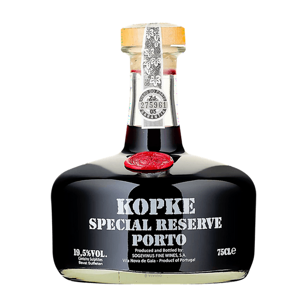 Port Kopke Ruby Scott Bottling: Eine Flasche des köstlichen Ruby Ports von Kopke mit reichem Geschmack und tiefroter Farbe
