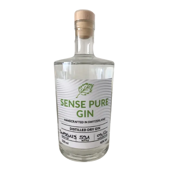 Sense Pure Dry Gin: Eine Flasche des klassischen, trockenen Gins mit harmonischer Balance und erlesenen Botanicals